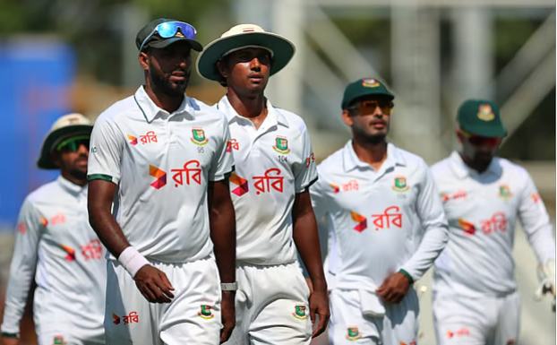 ঐতিহাসিক জয়ের মুখে বাংলাদেশ: ডারউইন টেস্টে ব্যাকফুটে অস্ট্রেলিয়া ঐতিহাসিক জয়ের মুখে বাংলাদেশ: ডারউইন টেস্টে ব্যাকফুটে অস্ট্রেলিয়া